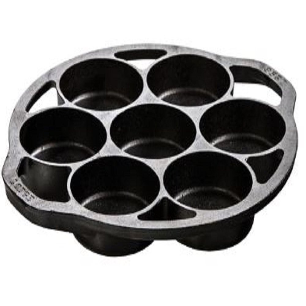 Lodge L7B3 Mini Cake Pan, 3-1/4 in Dia x 12-7/8 in L x 11.313 in W x 1-1/8 in H, Cast Iron, Black