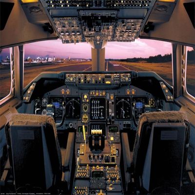 Boeing 747-400 Flight Deck Poster 36 x 24in