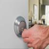 Kwikset 985 Double Cylinder Deadbolt featuring SmartKey in Polished Brass view 4