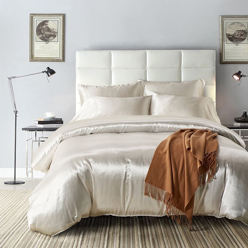 Yovoro Home Luxury Soft Satin Silky Reversible 4pcs Duvet Cover Set Bedding Set King Size White
