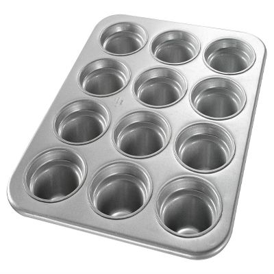 Chicago Metallic Glazed Aluminum Large-Crown 12 Cup Muffin Pan