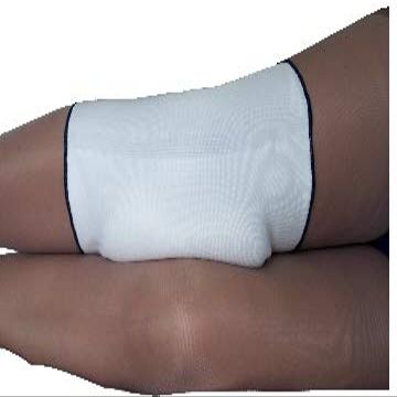 Alpha Medical Osteoarthritis Knee Pad - Nighttime Knee Pain Relief - Knee Pillow - Knee & Hip Alignment Brace  Side Sleeper Knee Pillow - Sciatica & Back Pain Relief Pillow (X-Large)