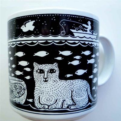 Taylor & NG Primitives 11 oz. Cat and Fish Mug