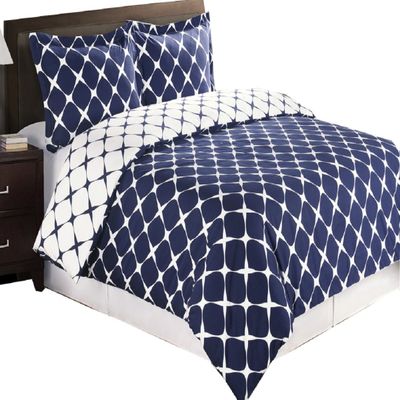 8PC Bloomingdale Navy and White King Size Bed in a Bag Set Include: 3pc Duvet Cover Set + 4pc Sheet Set+ 1pc Down Alternative Comforter