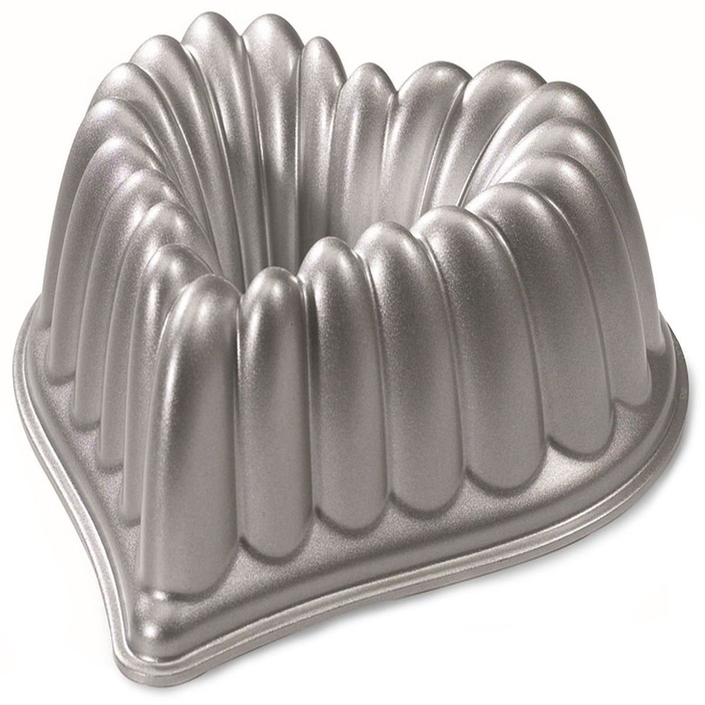 Nordic Ware Elegant Heart Bundt Pan