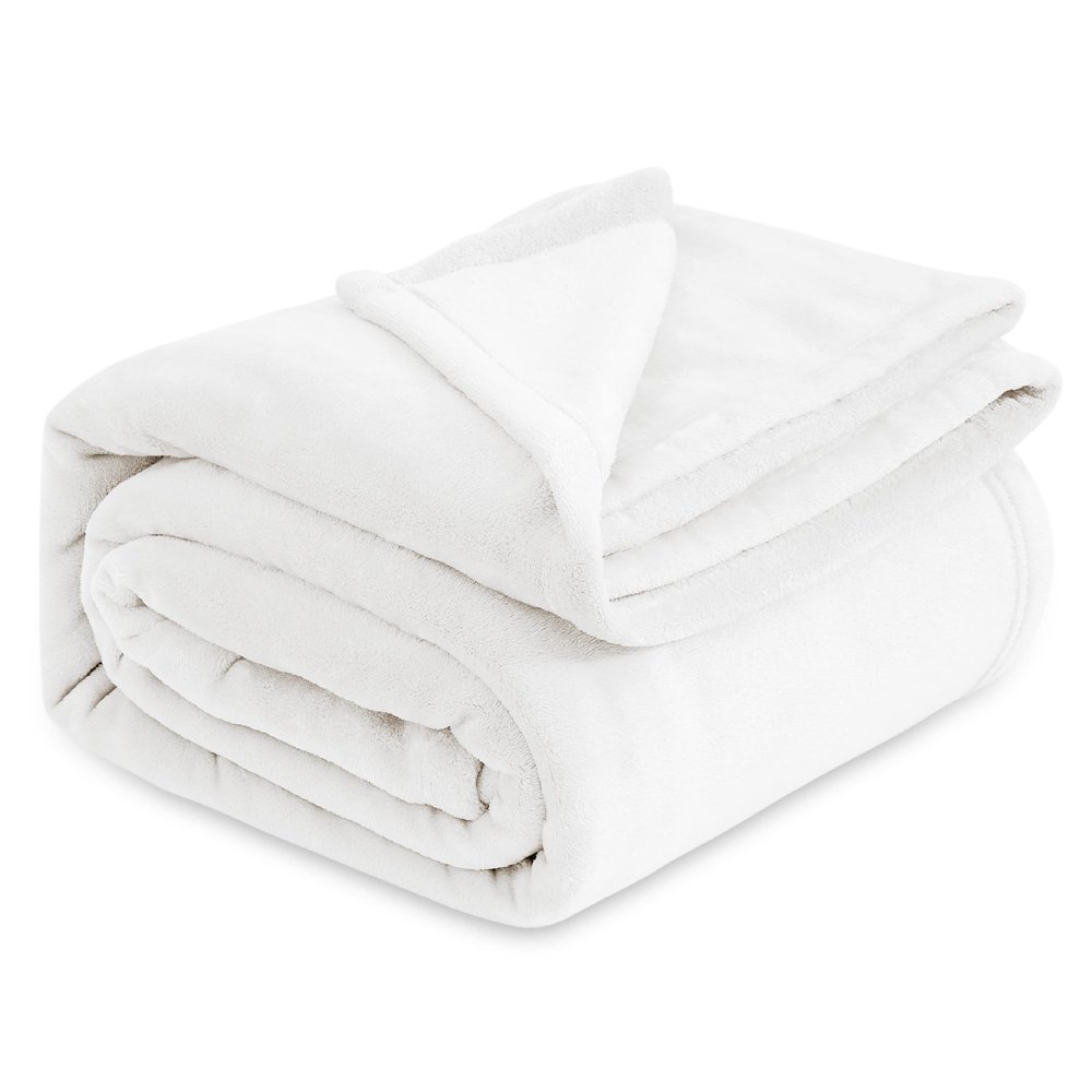Bedsure GentleSoft Fleece Blankets Queen Size White - Bed Blanket Soft Lightweight Plush Fuzzy Cozy Luxury Microfiber, 90x90 inches