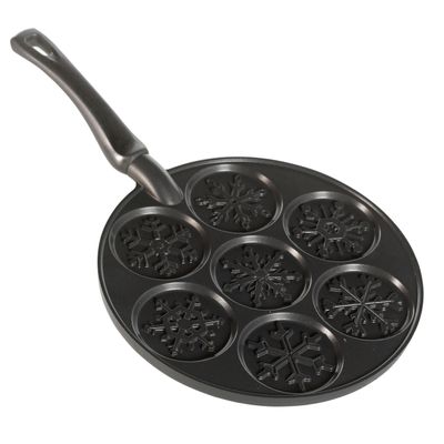 Nordic Ware Snowflake Pancake Pan Seven 3-Inch Cavities