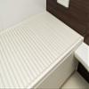 Topre L14 Shutter Type Bath Lid, White, 29.5 x 54.4 inches (75 x 139 cm) view 4
