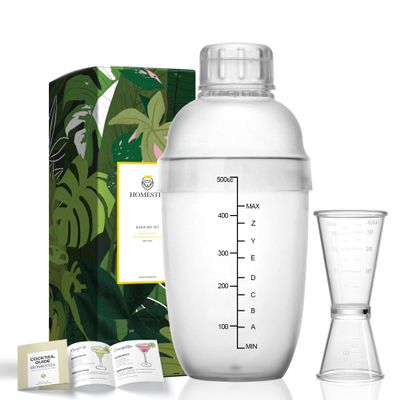 Homestia 2 pcs Clear Cocktail Shaker Set, 1 pcs Plastic Bar Shaker with 1pc Plastic Cocktail Double Measuring Jigger, Hand Drink Mixer Boba Tea Shaker w/Scales, Bar Tool Transparent (500ml/17oz)