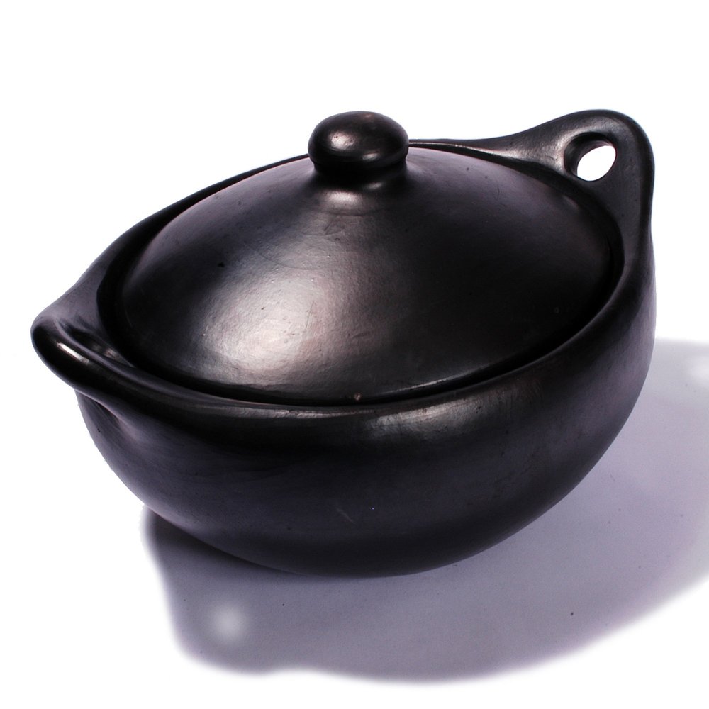 Ancient Cookware Oval Chamba Clay Casserole, Medium, 4 Quarts