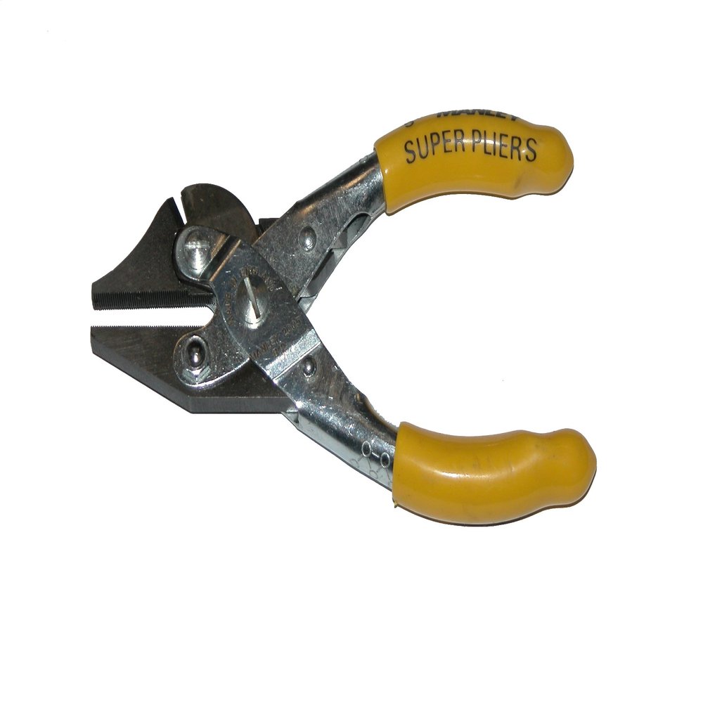 Manley 2007 Plier , Black
