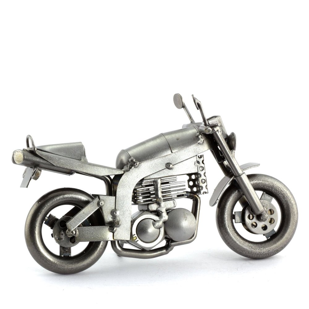 Steelman24 Streetfighter Sculpture Nuts and Bolts Handmade Ornaments Made in Germany Metal Figurine