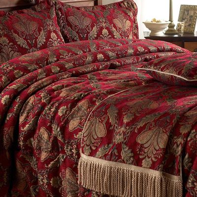 Paoletti Shiraz Traditional Burgundy and Gold Throw