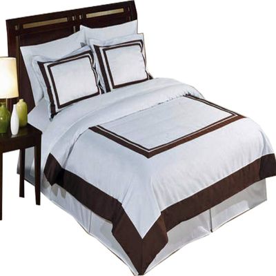 6 Piece Hotel Bed-in-A-Bag: Twin Size, 100% Cotton, 300TC- White & Chocolate Duvet Cover Set with Matching Sheet Set + White Down Alternative Comforter Sets