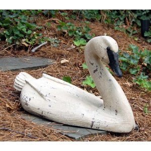Water Fowl 20 in. Swan Demure in Vintage Blanc