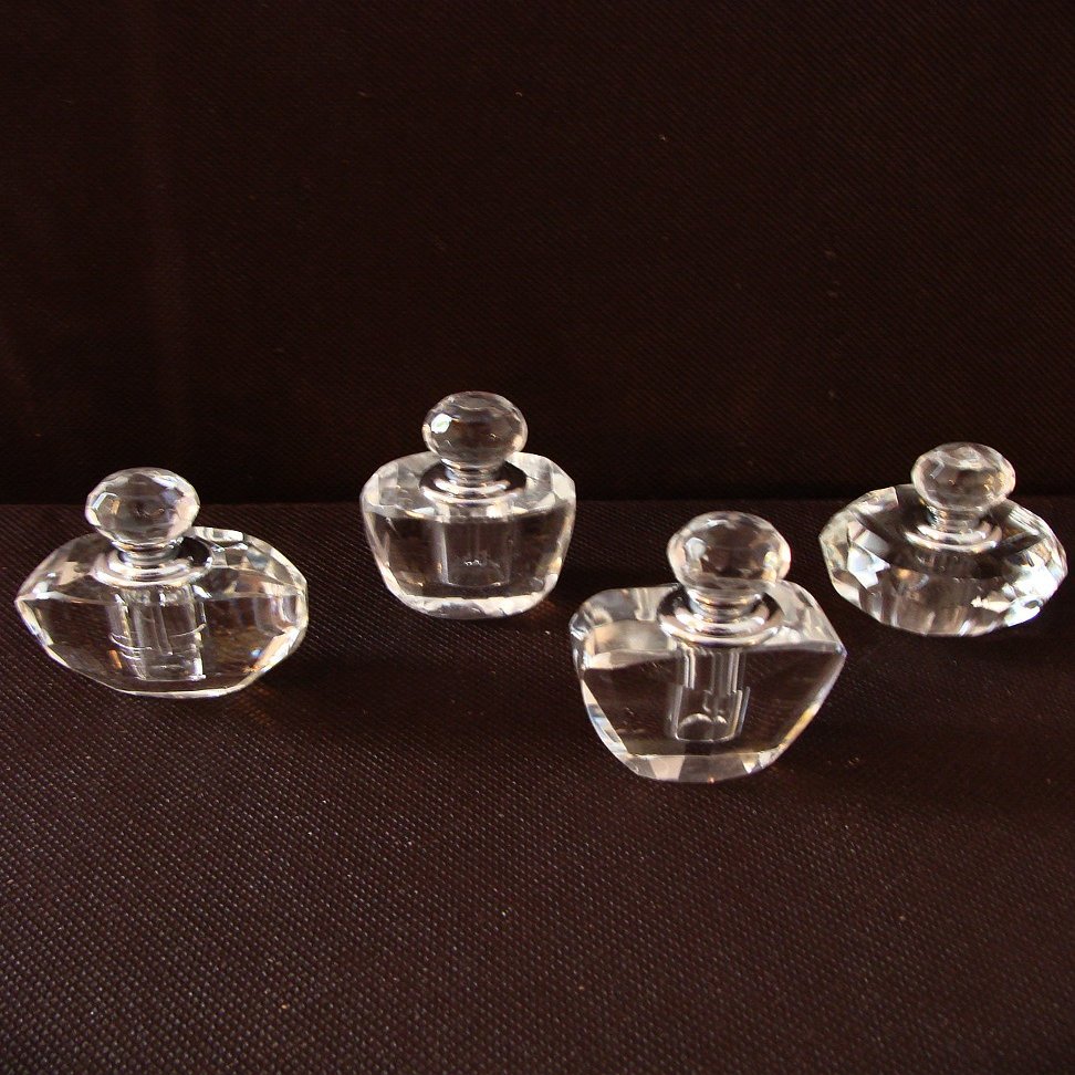 Vintage Designs Crystal Perfume Bottles - 4 Styles (Party Favors)