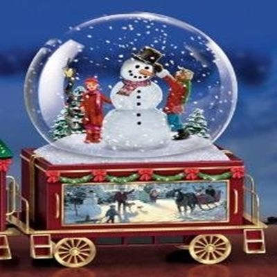 The Bradford Exchange Thomas Kinkade Wonderland Express Mini Snowglobe Train Winter Wonderland