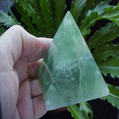 A3503 Gemqz Fluorite Carved Pyramid !!!!