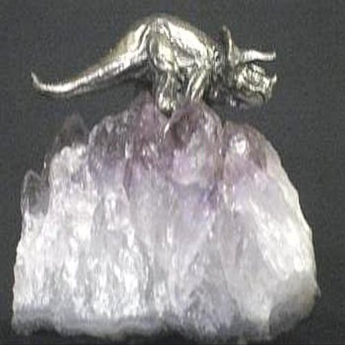 Hahn Dinosaur On Amethyst