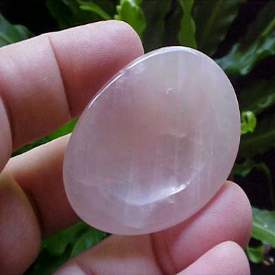 A7801 Gemqz Rosequartz Oval Worry Stone Healing Nice !!!