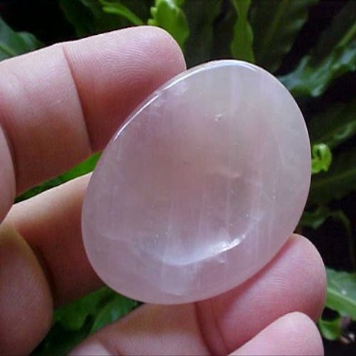 A7801 Gemqz Rosequartz Oval Worry Stone Healing Nice !!!