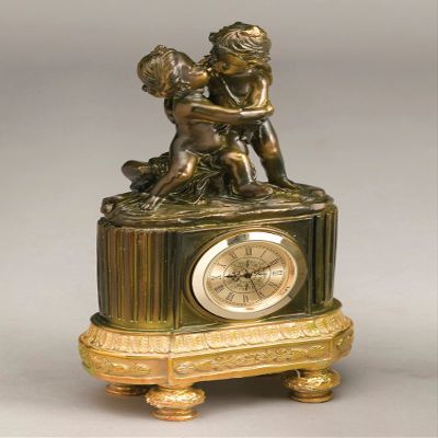 AA Importing Kissing Cupids Resin Table Clock, Bronze Finish 7.5 Inches High