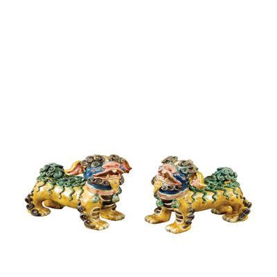 Oriental Danny Pair of Ceramic Foo Dogs