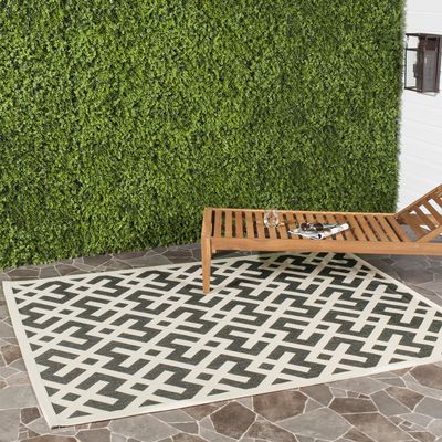 SAFAVIEH Washable Rug Outdoor Courtyard Collection - 7'10" Square, Black & Beige, Non-Shedding & Easy Cleaning, Ideal for Patio, Backyard, Mudroom (CY6915-216)