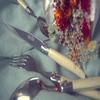 Andre Verdier Laguiole 6-Piece Steak Knife Set Debutant Collection Stainless-Steel and Resin Handle in Ivory view 2