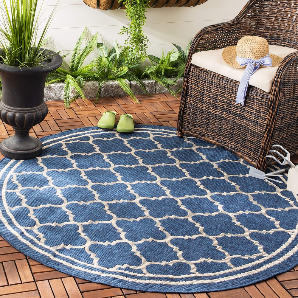 SAFAVIEH Washable Rug Outdoor Courtyard Collection - 7'10" Round, Navy & Beige, Non-Shedding & Easy Cleaning, Ideal for Patio, Backyard, Mudroom (CY6918-268)