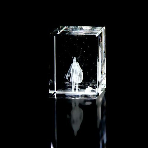 1159-50-90 2 L x 2 H x 2 W in. Crystal Laser-Engraved Santa Claus Holiday Laser-Cut