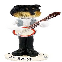 Sheltie Tricolor Banjo Doogie Collectable Figurine