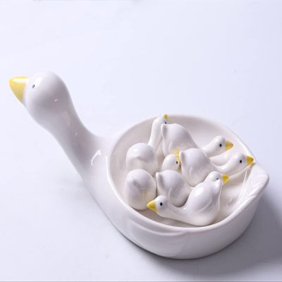 Ceramic Ornament White Goose Shape Chopstick Rest Spoon Holder Set Chopstick Holder Chopsticks Stand Rest Fork Tableware Utensils Dish