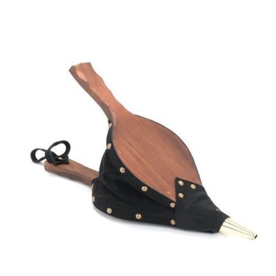 JOHNNY BEARD COMPANY 68010 Pennsylvania Pine Bellows, Black Suede Trim, 7.5 in. x 19.5 in. by Johnny Beard