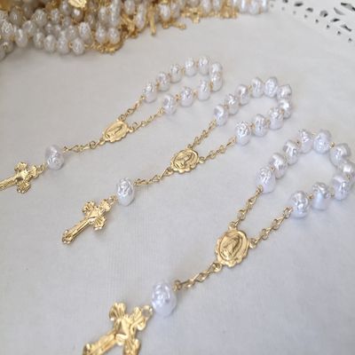 25 Pc White Color Baptism Favors Gold Plated Mini Rosaries Acrylic Beads/Recuerditos De Bautismo/Christening Favors/Decenarios/Decades/Finger Rosaries