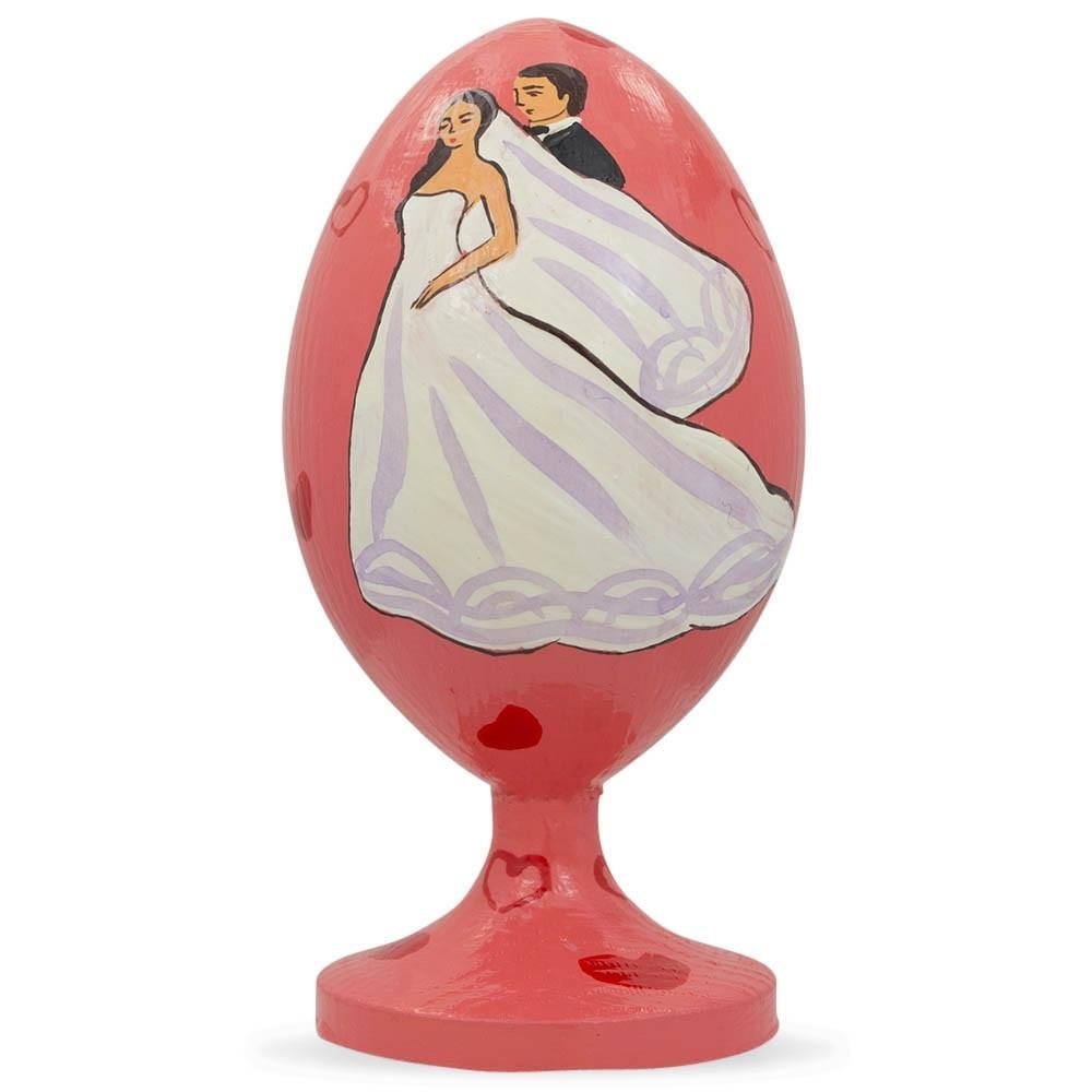 BestPysanky Bride and Groom Wedding Cake Wooden Figurine