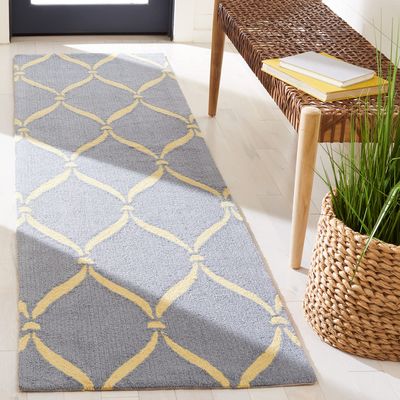 SAFAVIEH Four Seasons Collection Runner Rug - 2'3" x 8', Light Blue & Ivory, Hand-Hooked Geometric, Non-Shedding & Easy Care, Ideal for High Traffic Areas in Living Room, Bedroom (FRS242G)