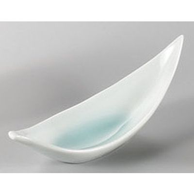 Delicacy Blue and White Porcelain Sasaba Delicacy [6.1 x 2.2 x 2.2 inches (15.5 x 5.5 x 5.5 cm)] Restaurant, Ryokan, Japanese Tableware, Restaurant, Commercial