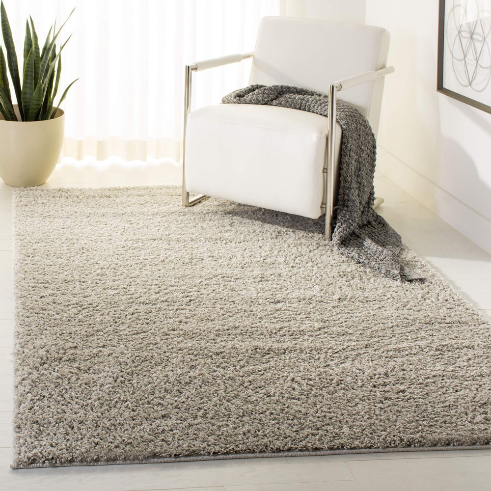 SAFAVIEH Area Rug 8x10 - Arizona Shag Collection - Large - Silver, Solid Design, Non-Shedding & Easy to Clean, Ideal for Living Room, Bedroom, Dining Space (ASG820C)