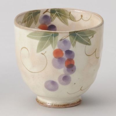 Powdered Grape Teacup, Small, 3.0 x 3.0 inches (7.5 x 7.5 cm), 6.1 fl oz (180 cc), 4.9 oz (140 g), Mutsu, Soil, Restaurant, Ryokan, Japanese Tableware, Restaurant, Stylish, Tableware, Commercial Use