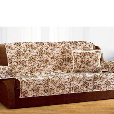 Chums Garland Tapestry Protector Multicolour