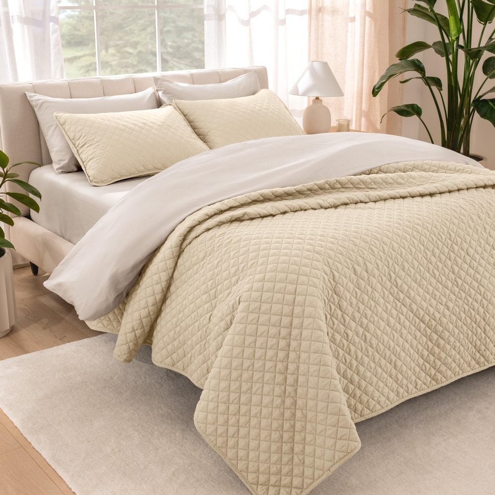 Bare Home Coverlet Set - Twin/Twin Extra Long - Lightweight Bed Decor - Comforter Alternative - All-Season Quilted Bedspread (Twin/Twin XL, Sand)