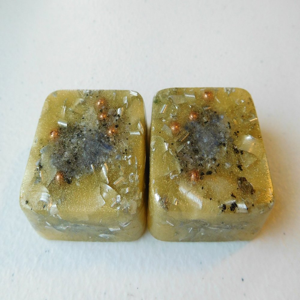 Sparkle Gold 2 Mini Cube Tower Busters Crystal Orgone (Sparkle Gold)