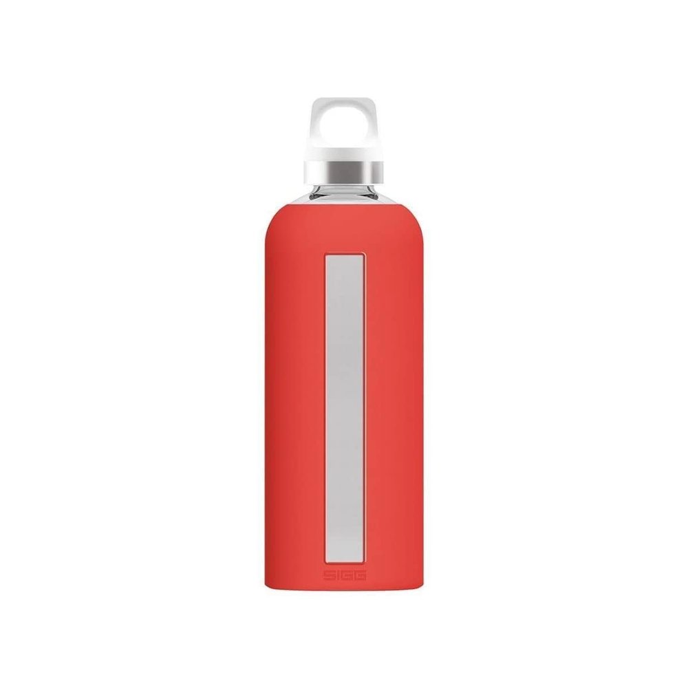 Sigg - Star Water Bottle - BPA-Free, Leak-Proof Glass Bottle, Anti-Shock - Non-Slip Silicone Case - Designed in Switzerland - Scarlet - 28 Oz