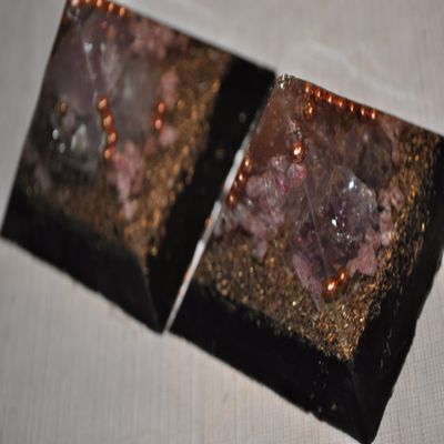 set of 2 hand made multi colored orgone energy pyramids healing crystal based anti EMF 4 orgone pyramids for travel home or office decoration holiday or wedding gifts for her or him headache relief