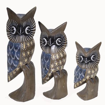 WorldBazzar Hand Carved Wood Family of 3 Blue and Gray Owls Decor Sculptures Design