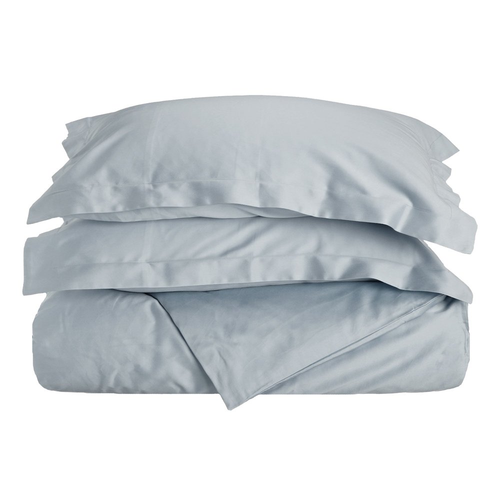 BLUENILEMILLS Egyptian Cotton Premium Duvet Cover Set, 400-Thread Count, Soft, Sateen Weave, Breathable, All-Season, Button Closure, Solid, Full/Queen, Light Blue by Blue Nile Mills