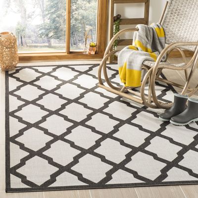SAFAVIEH Washable Rug Outdoor Linden Collection - 4' x 6', Light Grey & Charcoal, Non-Shedding & Easy to Clean, Ideal for Patio, Backyard, Mudroom (LND122A)