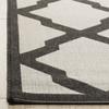 SAFAVIEH Washable Rug Outdoor Linden Collection - 4' x 6', Light Grey & Charcoal, Non-Shedding & Easy to Clean, Ideal for Patio, Backyard, Mudroom (LND122A) view 3