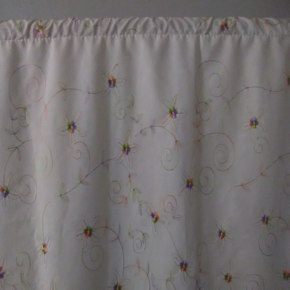 Addair Elegance King Size Headboard Slip Covers (White Spring Flowers)